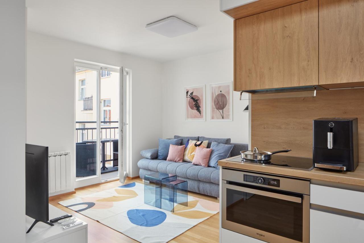 Bright Apartment In New Town By Prague Days Eksteriør billede